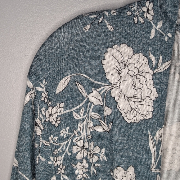 EUC✨ MIX BY 41 HAWTHORN green floral XL Sierra 3/4 Sleeve Cardigan - Picture 8 of 11